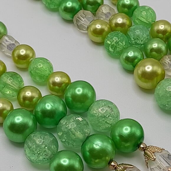 Vintage Green Faux Pearl Clear Bead Necklace, 1950s, Three Strands, 18" - Picture 12 of 13